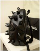 Mochila com Rebites