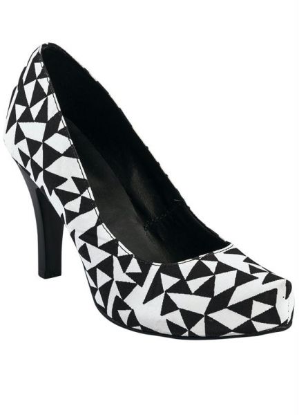 Sapato Scarpin Estampa Triangular