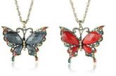 Colar com Pingente de Borboleta