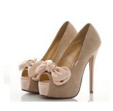 Sapato Feminino Peep Toe com Laço Decorativo